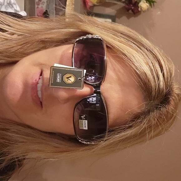 VG Designer Sunglasses - Picture 8 of 8